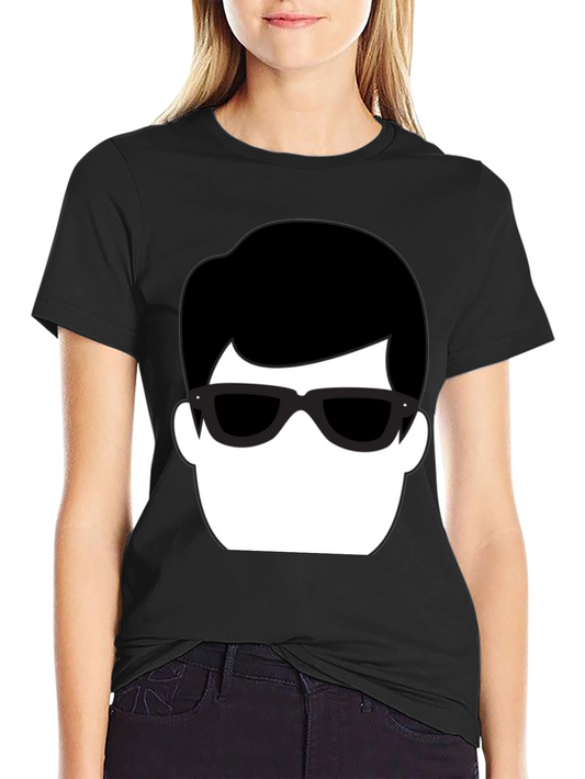 Retro Silhouette Graphic T-Shirt - Cool & Casual