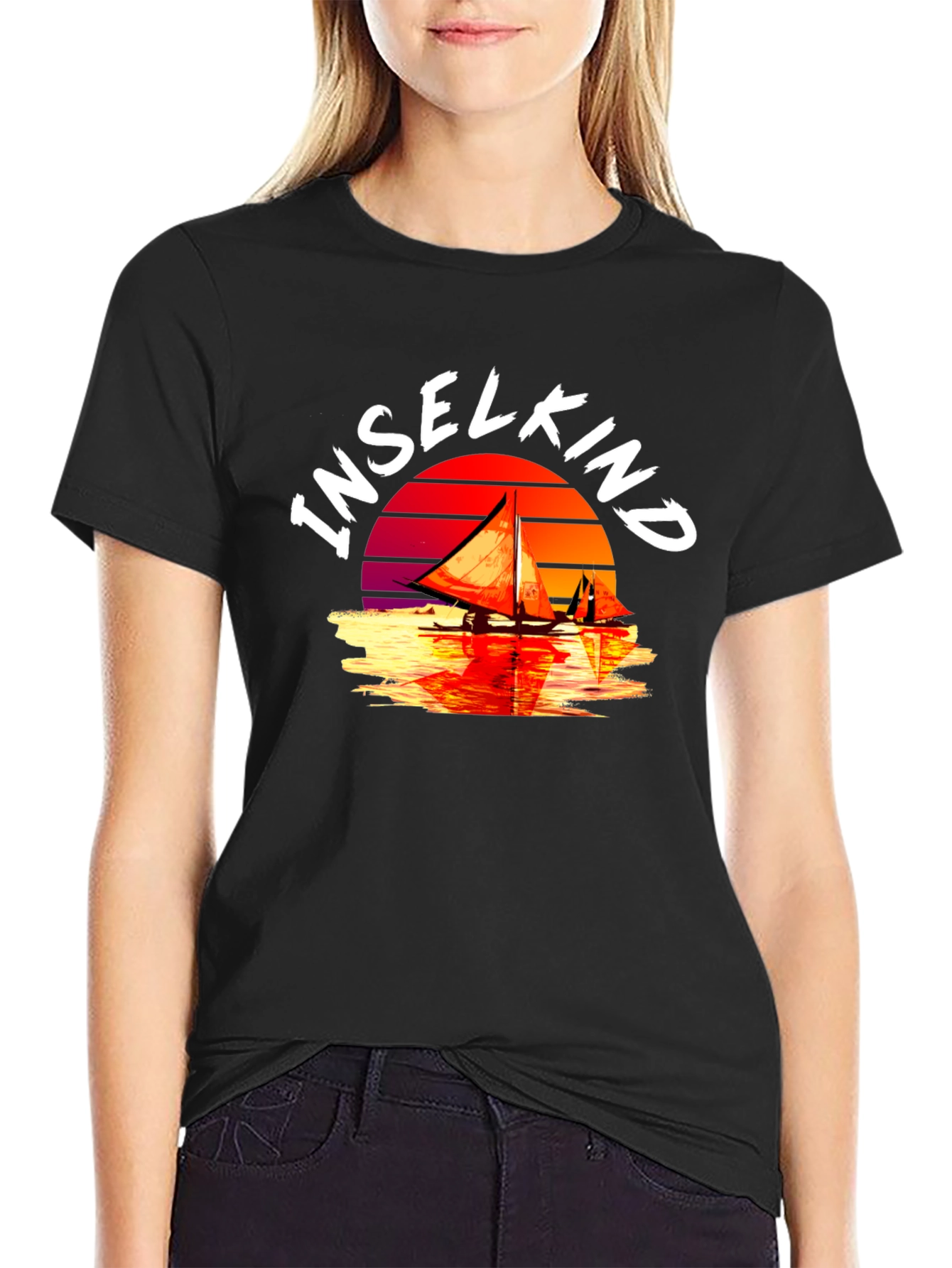 Sunset Sailboat Inselkind T-Shirt