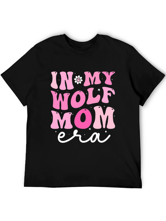 Wolf Mom Era Graphic T-Shirt - Trendy Design