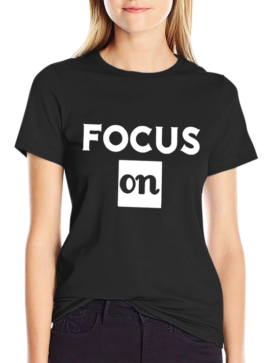 Focus On Graphic Tee - Stylish Black T-Shirt
