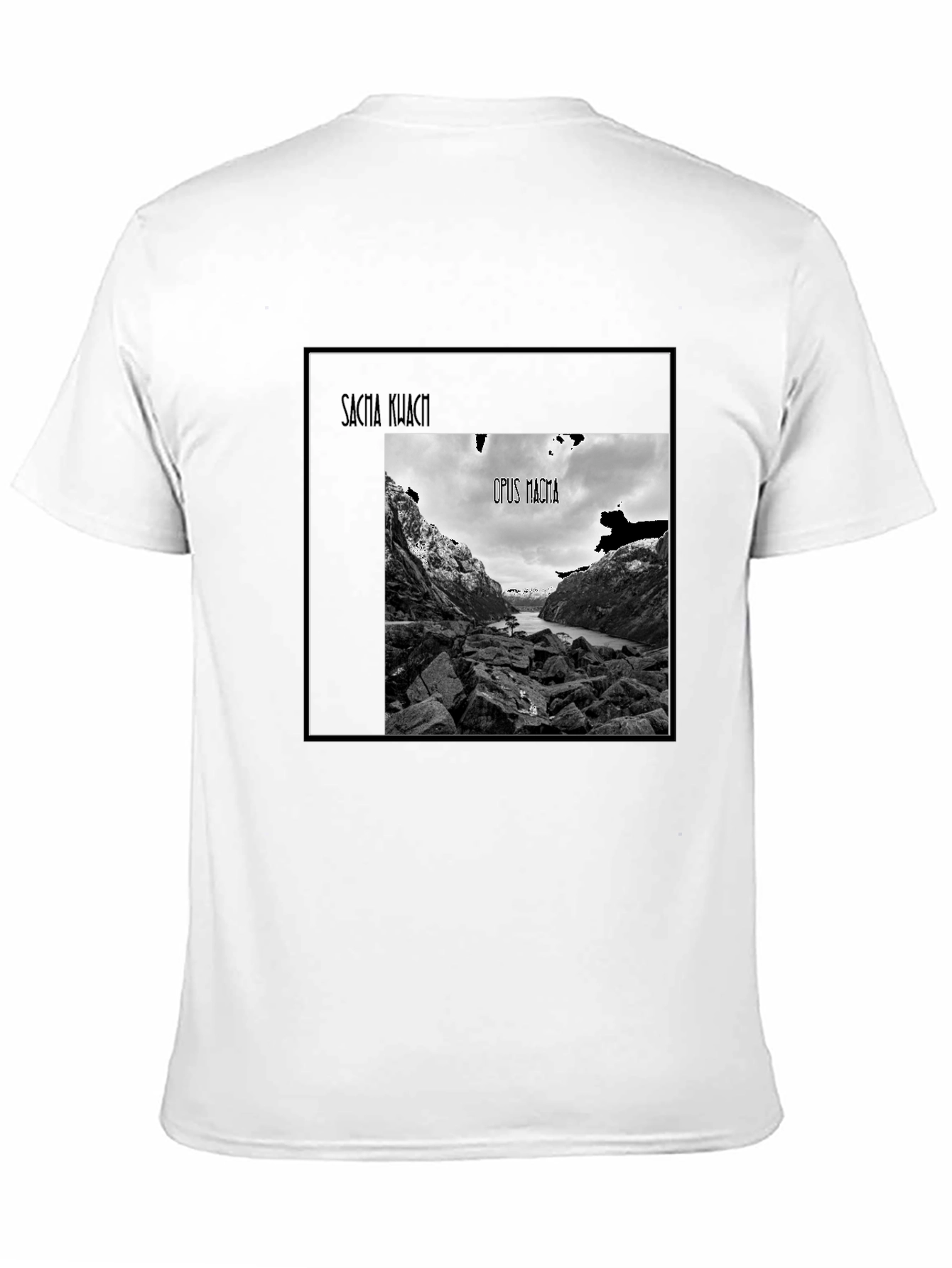 Sacra Kuacti Opus Macra Black T-Shirt